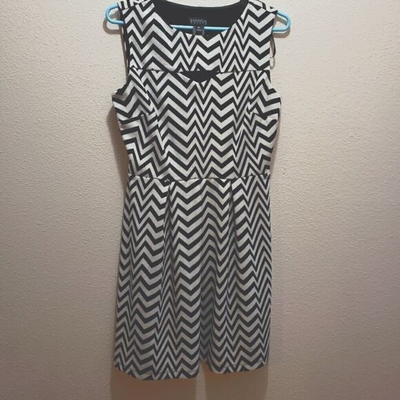 Dress by Enfocus petite, 8P, Black and white print - Picture 1 of 4